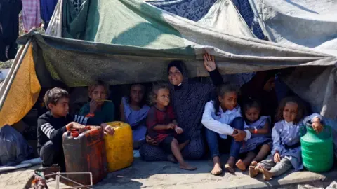 Dire Crisis in the Gaza Strip while Military Forces Push Forward