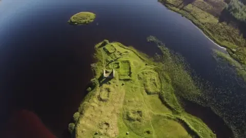 Historic Regal Fortress Discovered on Scottish Island